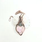 Phosphosiderite heart with Aquamarine